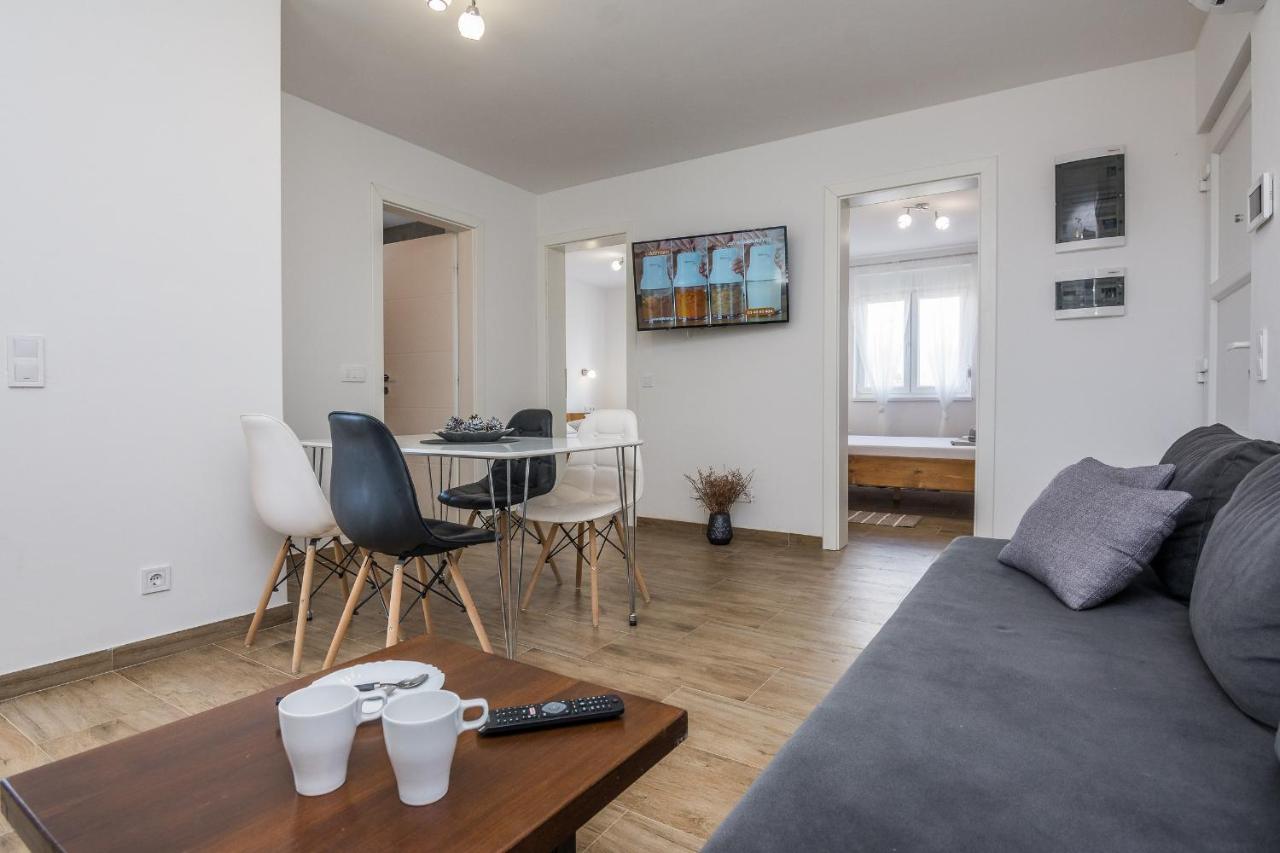 Apartments Pejakovic Vir Exterior foto